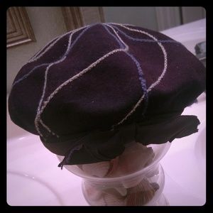 Neumann Endler Accessories - Neumann Endler vintage wool hat Neumann Endler Accessories - Neumann Endler vintage wool hat